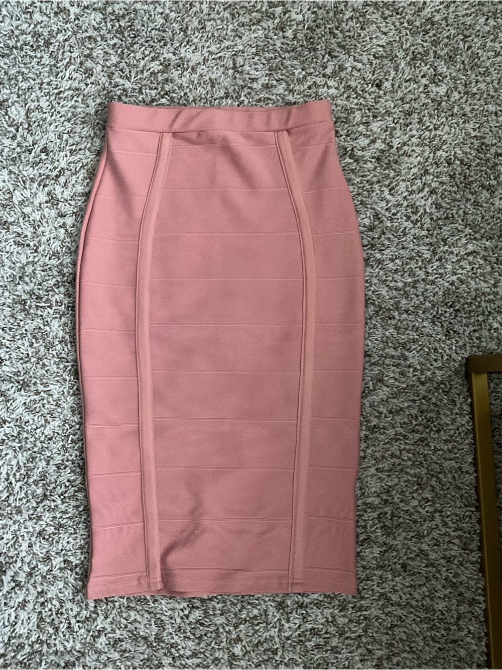 Missguided Plus Dusty Pink Curve-Hugging Pencil Skirt